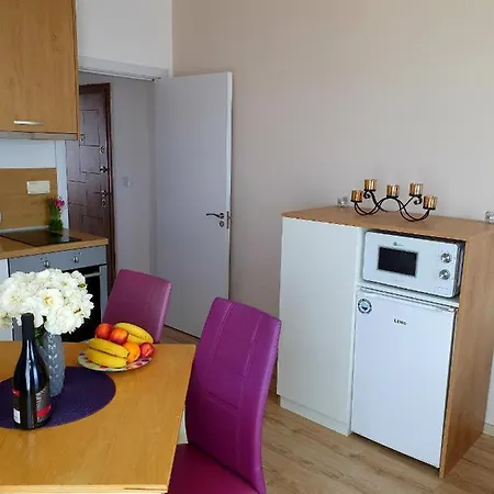 Old Sailor アパート オブゾー