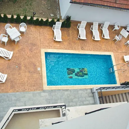 アパート Old Sailor